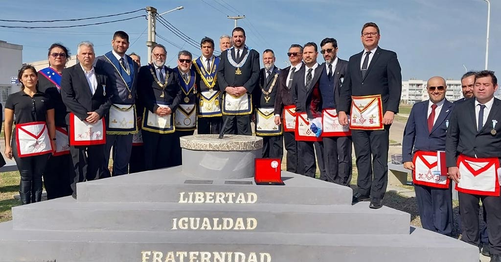 Lee más sobre el artículo Visita a la ciudad de Corrientes | Acto e inauguración